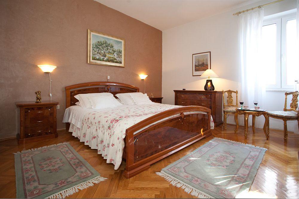 Cro Jet Set Apartments Split Luaran gambar
