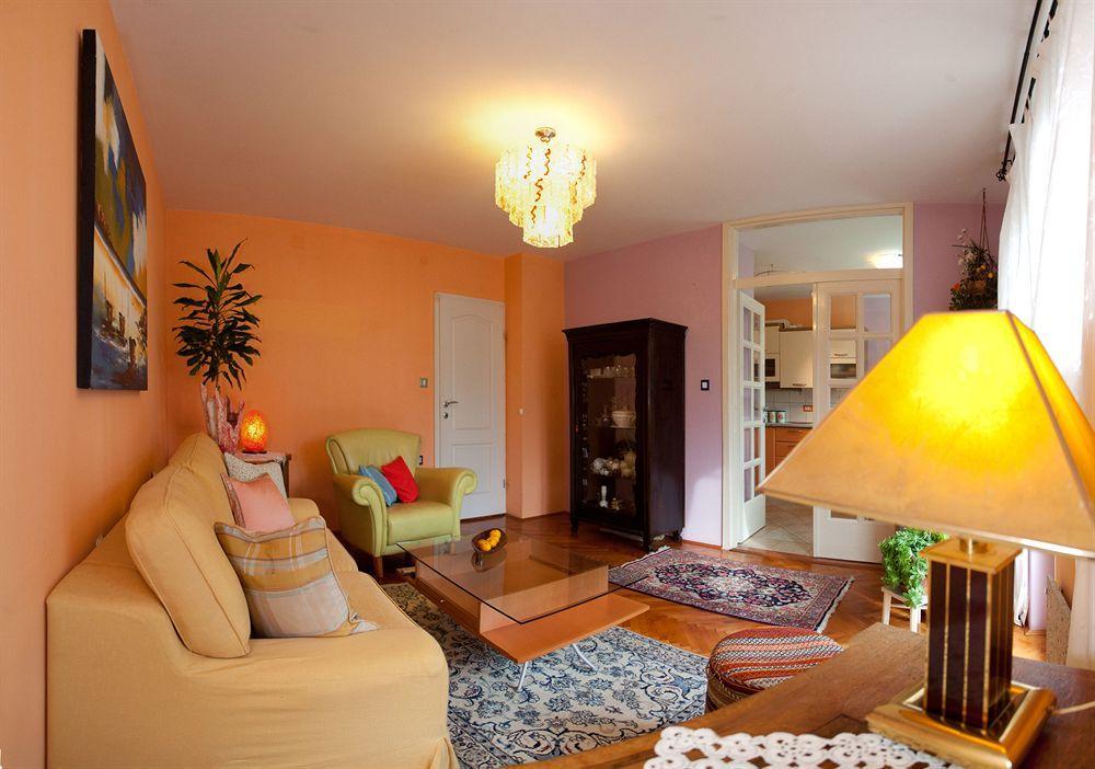 Cro Jet Set Apartments Split Luaran gambar