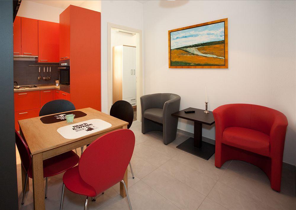 Cro Jet Set Apartments Split Luaran gambar